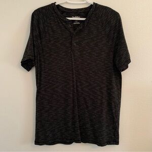 Men's Goodfellow Black Striped Short Sleeve Shirt